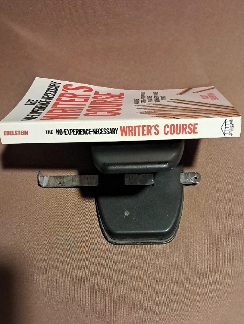The No-Experience-Necessary Writer's Course - White & Red Cover